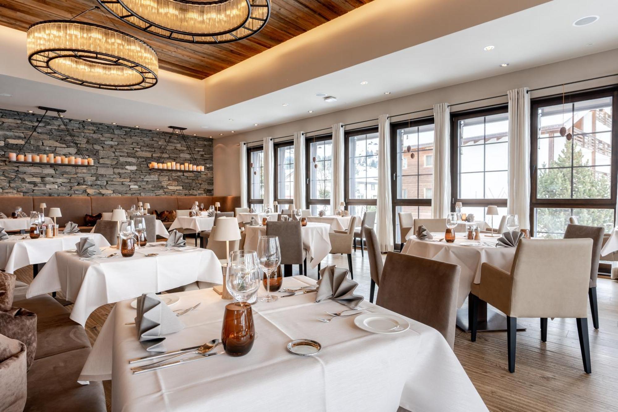 La Val Hotel & Spa Breíl Eksteriør billede
