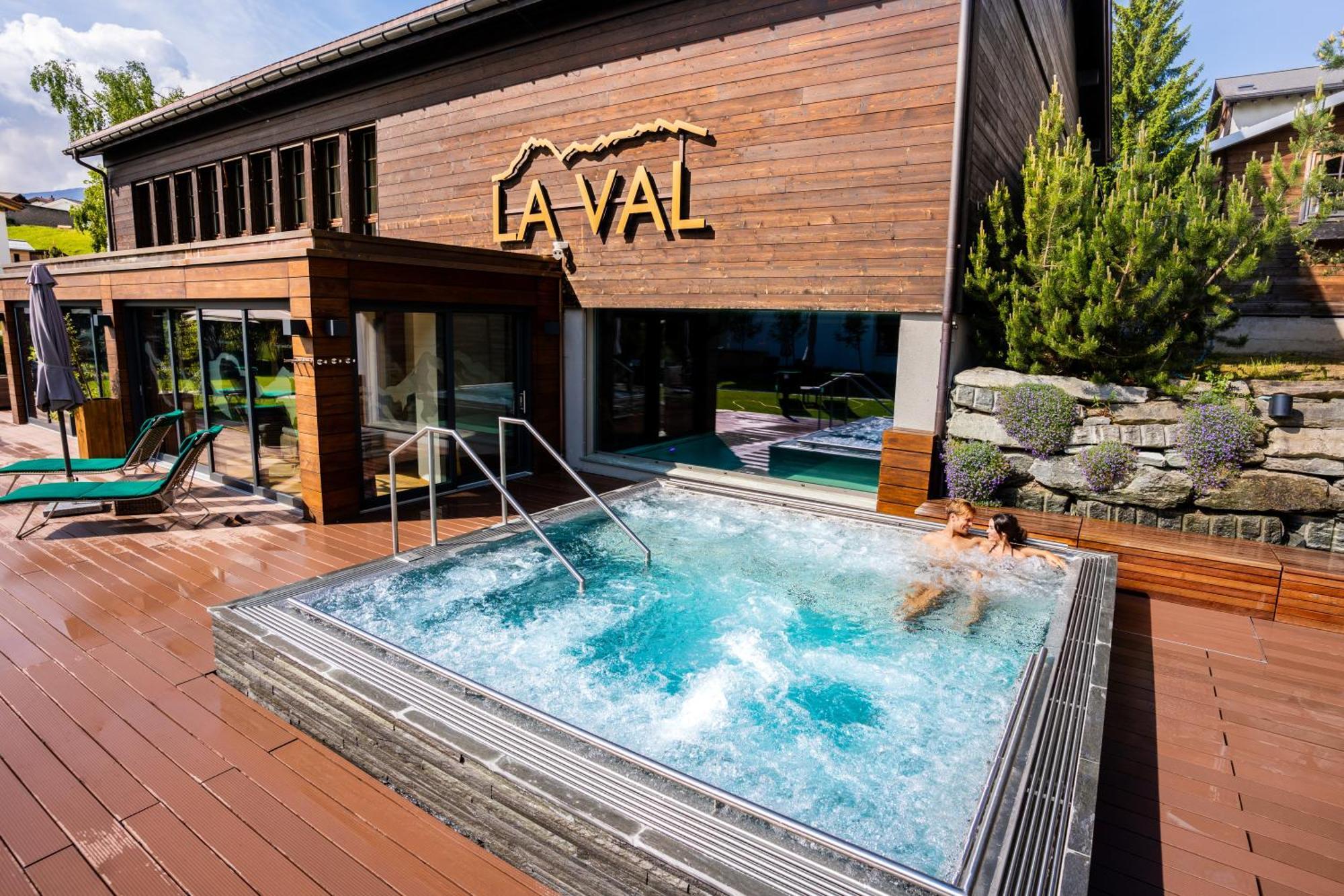 La Val Hotel & Spa Breíl Eksteriør billede